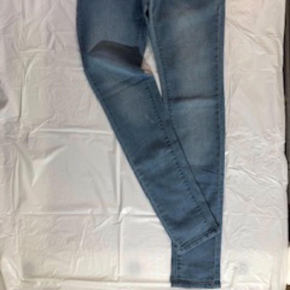 Jeans - Picture 2 of 3